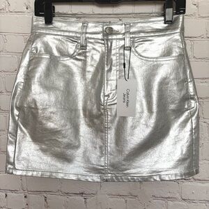 CALVIN KLEIN Metallic Silver Mini Skirt--NWT--26